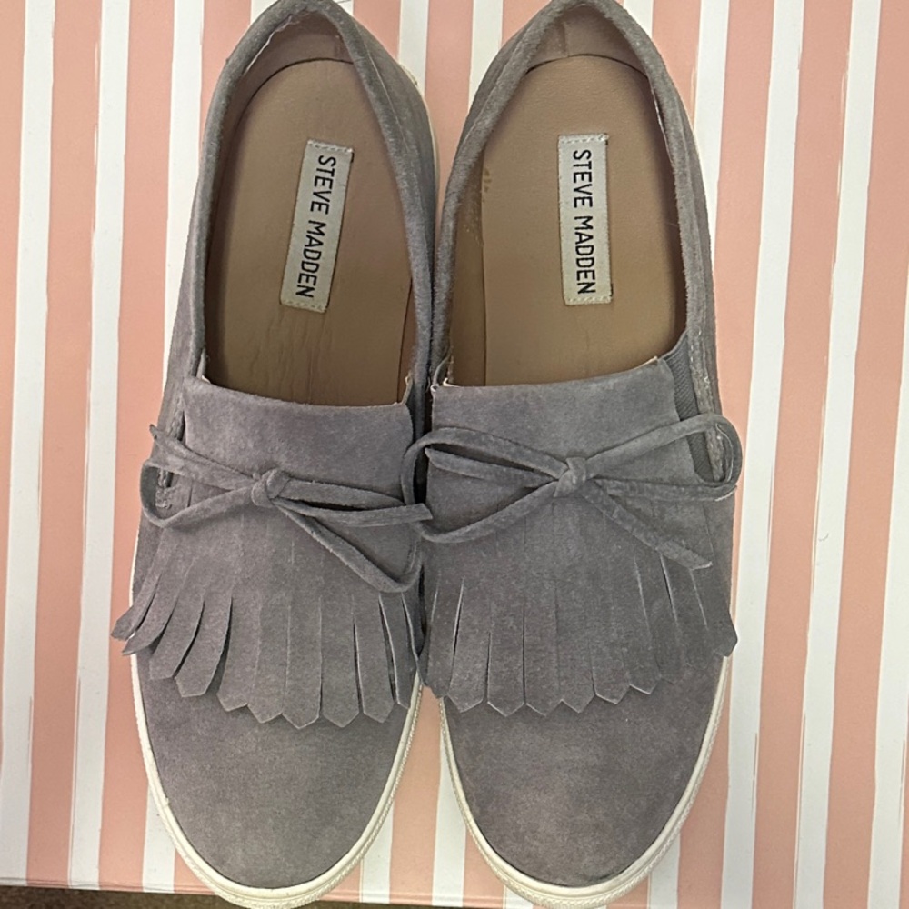 Steve Madden Charcoal Suede Fringe Loafers